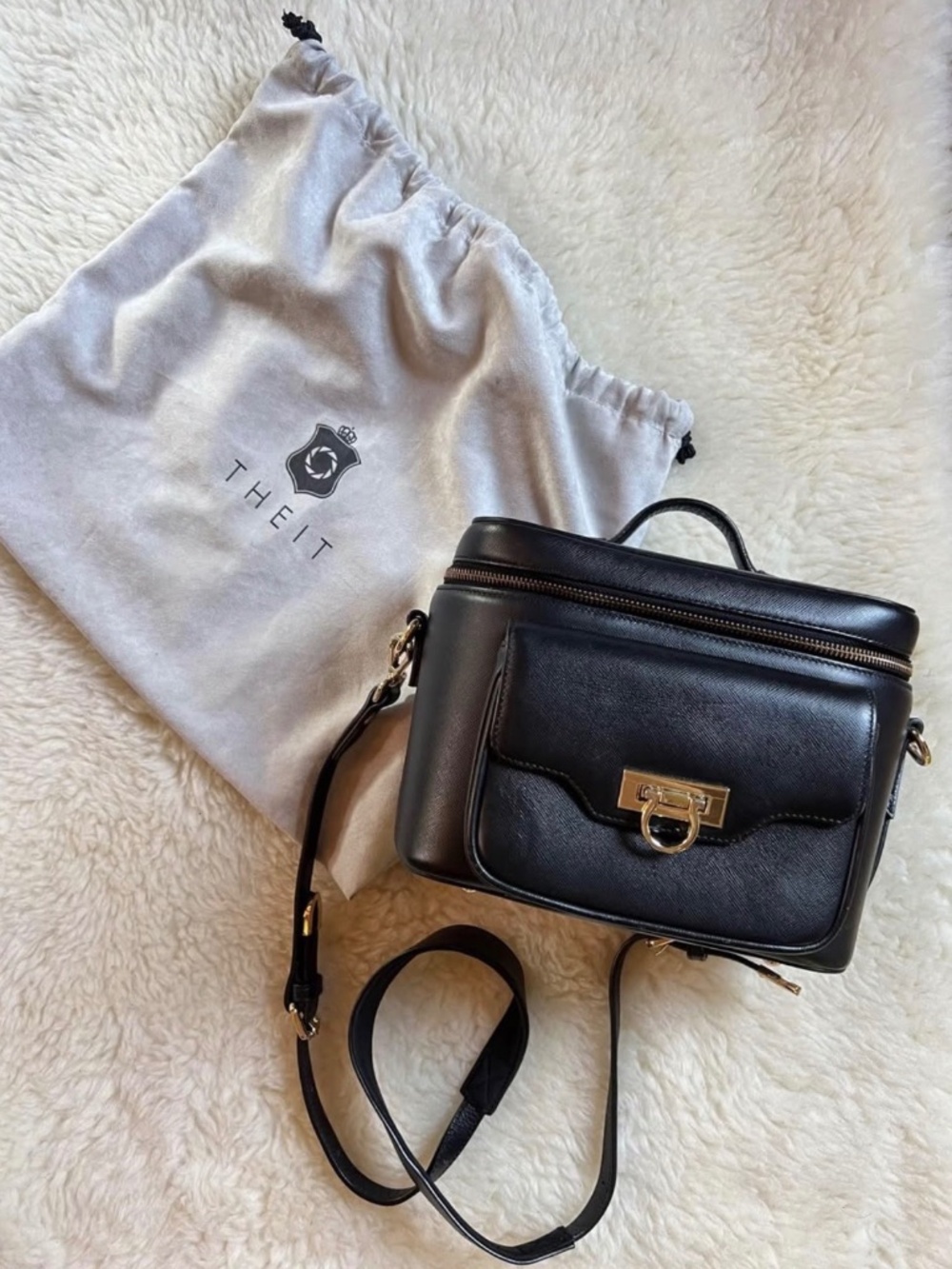Leather camera bag